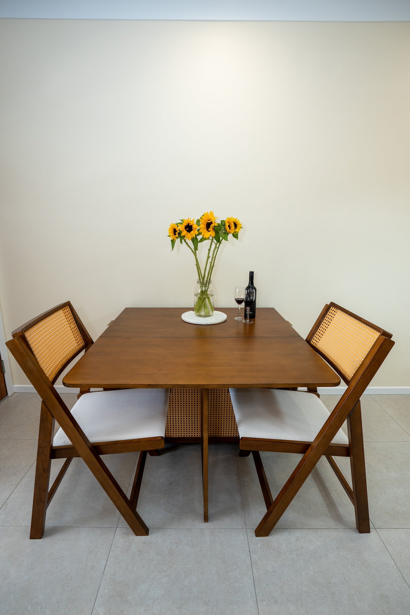 Retro Classic Folding Dining Room Table